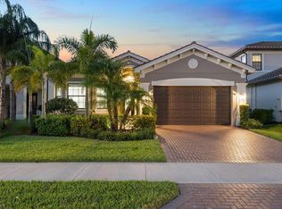 4662 Kensington Cir, Naples, FL 34119