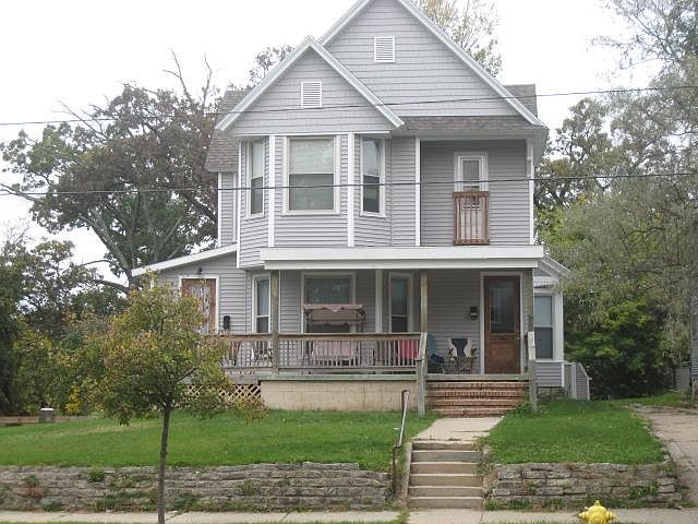 729 Prospect SE