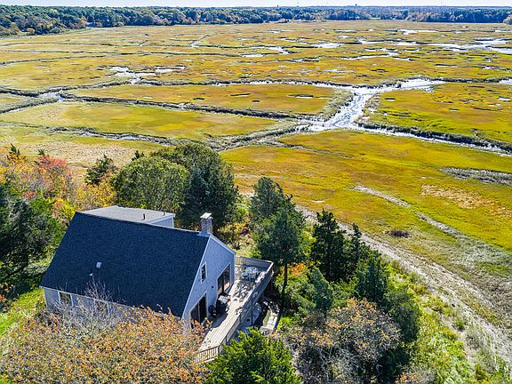 3rd image of 655 Herring Brook Road