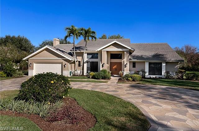 1st image of 809 Knoll Wood Ct