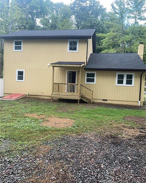 144 Hollow Rd, East Stroudsburg, PA 18302 Zillow