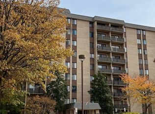 3101 S Manchester St APT 517, Falls Church, VA 22044