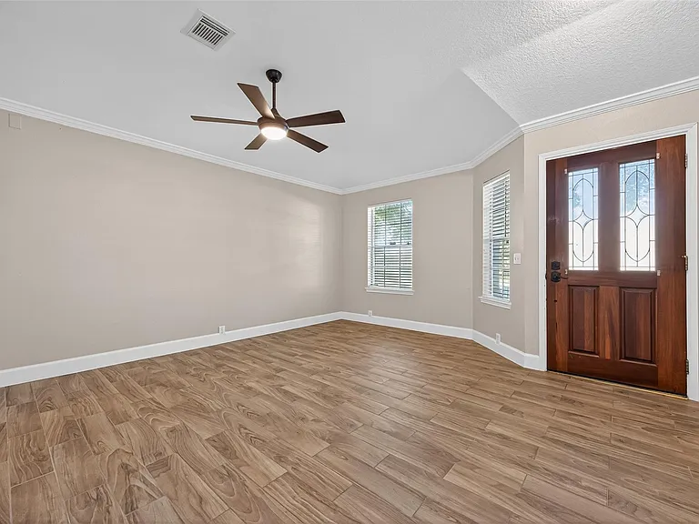 21215 Barker Canyon Ln — Photo 4