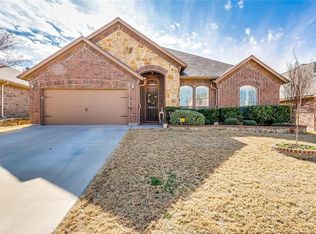 762 Peach Ln, Burleson, TX 76028