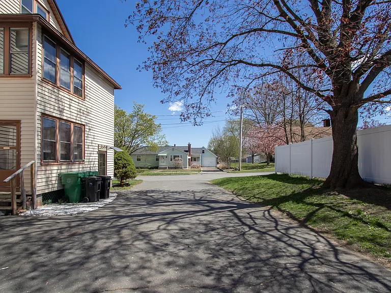 51 Harrison Ave #2 — Photo 54