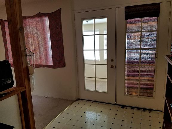 3rd image of 5001 63rd St
