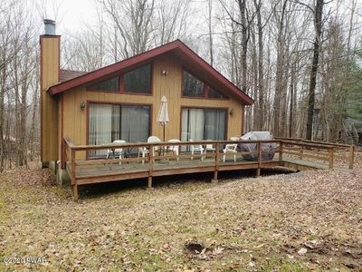 1462 Woodcrest Ln, Lake Ariel, PA, 18436