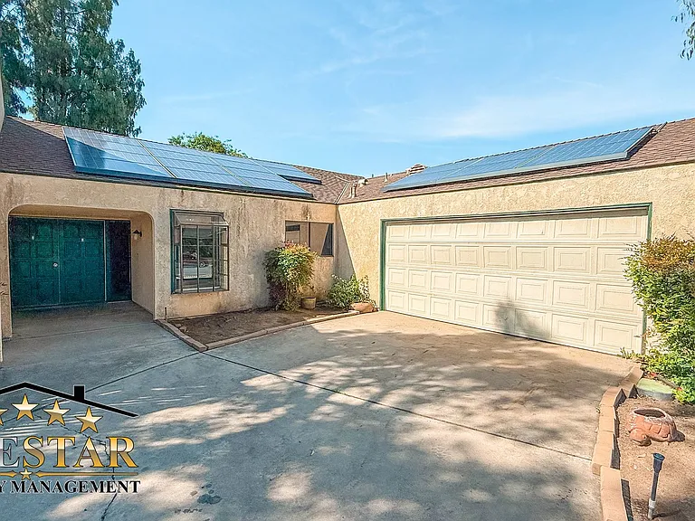 2246 Hasti Acres Dr — Photo 6