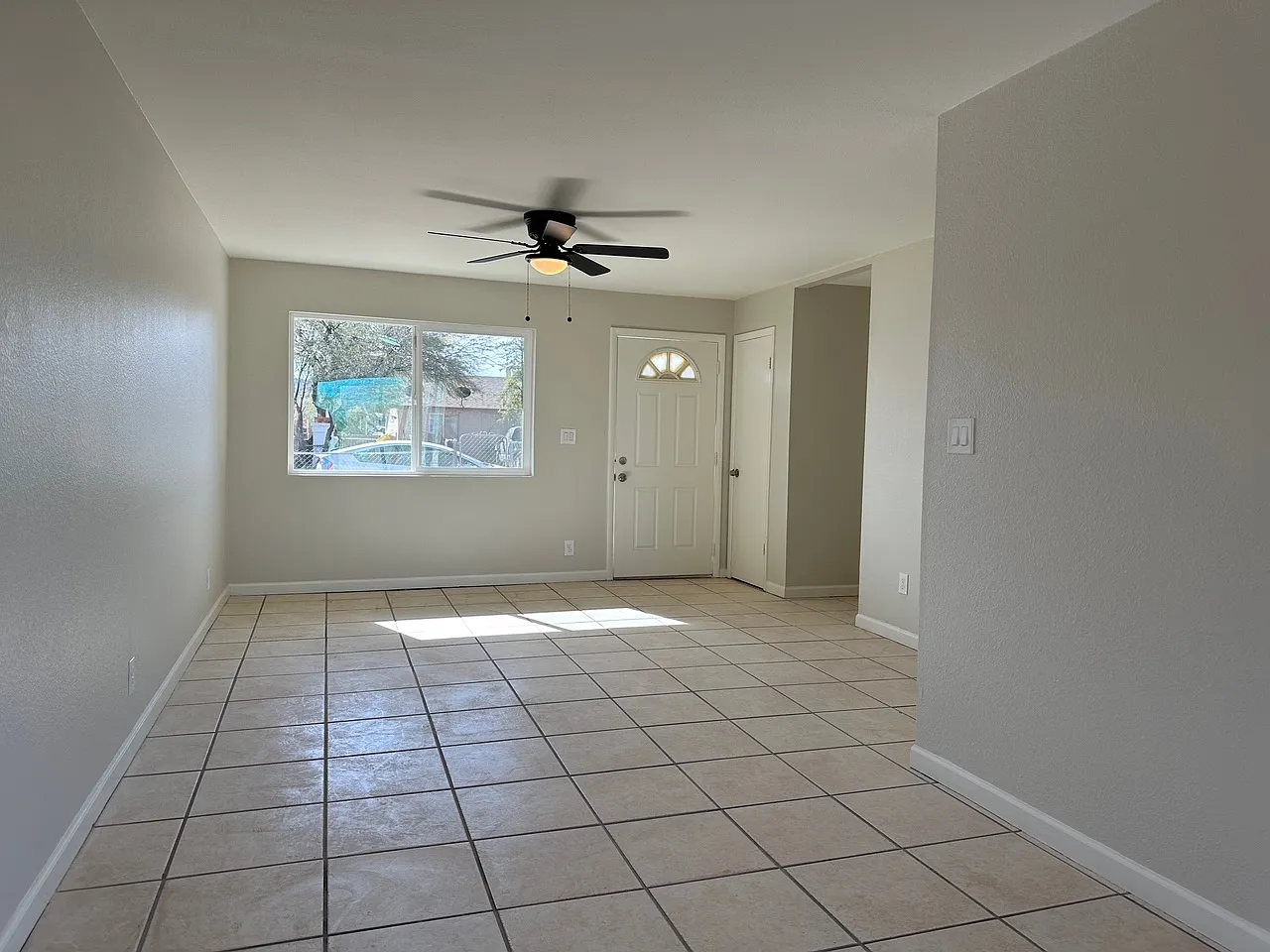 4 bed, 1386 sqft, $1,500 — Photo 3