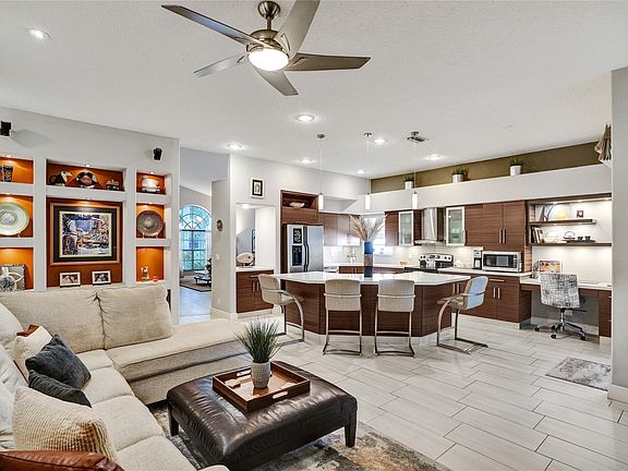 2nd image of 10367 Lima Street