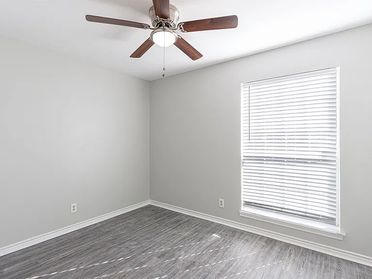 5605 Calais Dr — Photo 21