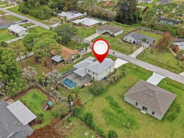1707 SE Manth Ln — Photo 39
