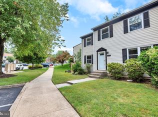 2043 Forest Hill Ln, Crofton, MD 21114