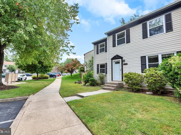2043 Forest Hill Ln, Crofton, MD 21114
