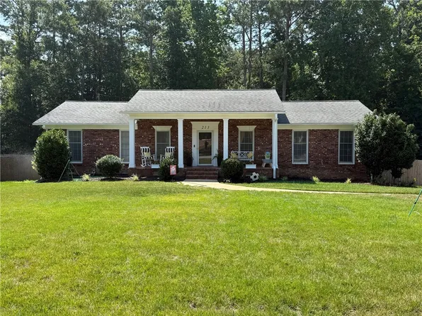 213 Briarwood Dr, Belton, SC 29627