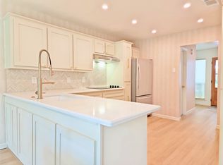 1006 Ross St, Terrell, TX 75160