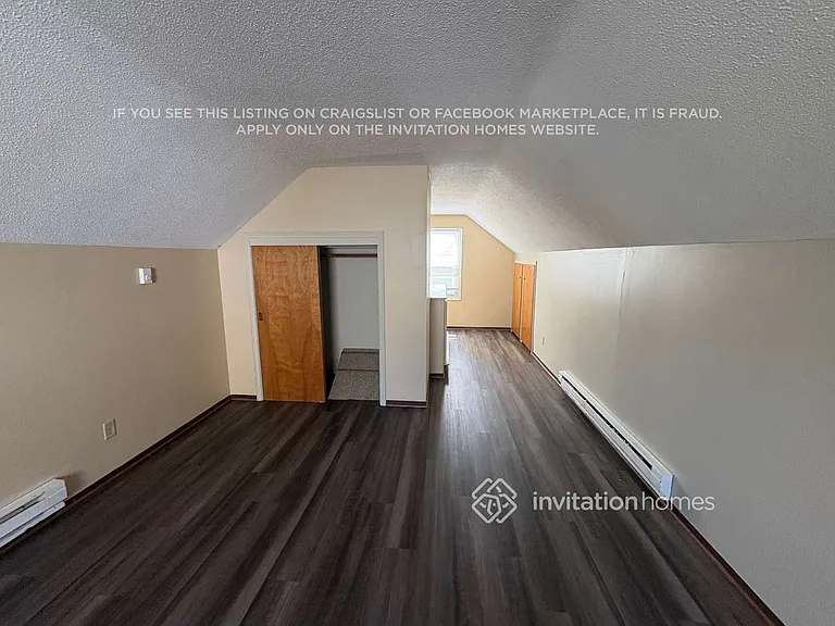 4524 Zenith Ave N — Photo 10