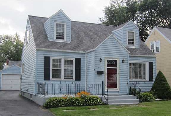 2nd image of 323 Zimmerman Blvd