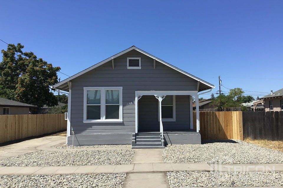 1st image of 334 2nd Ave