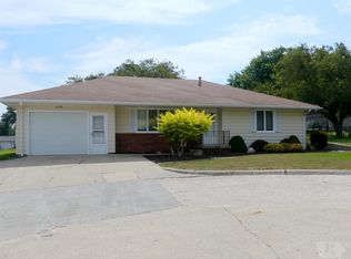 1018 Spruce Dr, Manning, IA 51455
