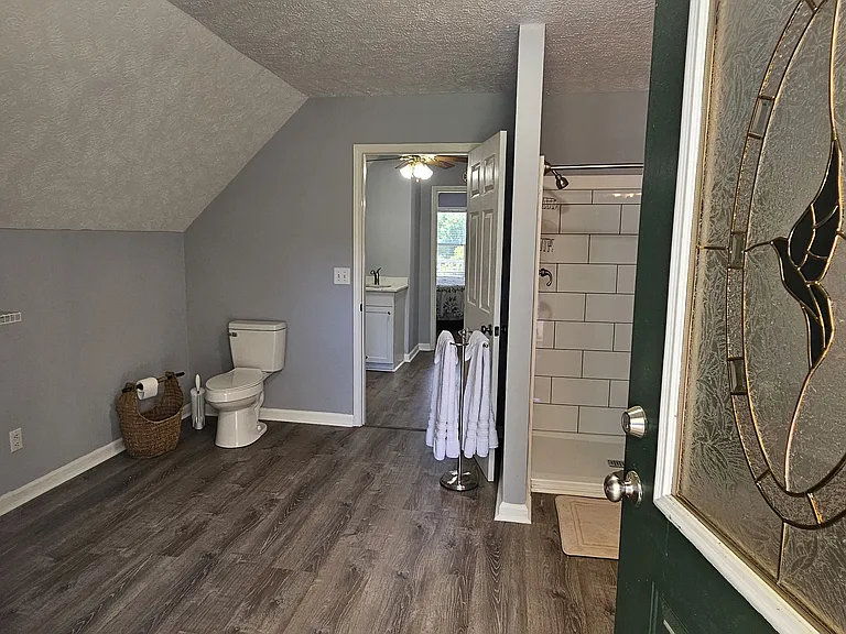 1045 Natures Cove Rd #A — Photo 5