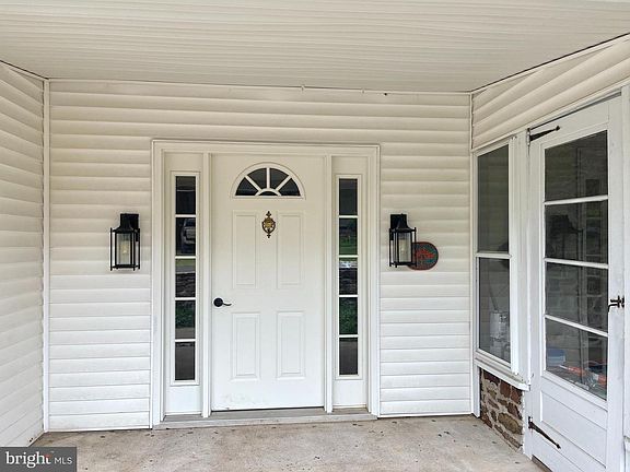 5th image of 3679 Pickertown Rd #Fh