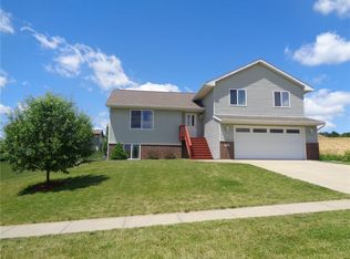 555 Dakota Ave, Tiffin, IA 52340