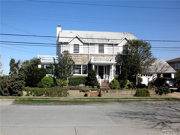 3rd image of 50 Mineola Ave