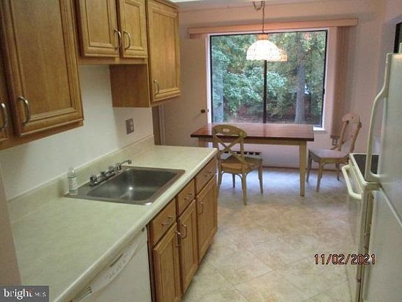 2nd image of 15320 Pine Orchard Dr #83-2G
