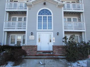 8 Genoble Rd, Montville, NJ 07045