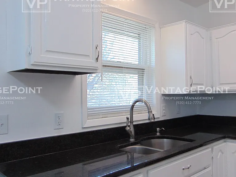 433 S Kensington Dr — Photo 17