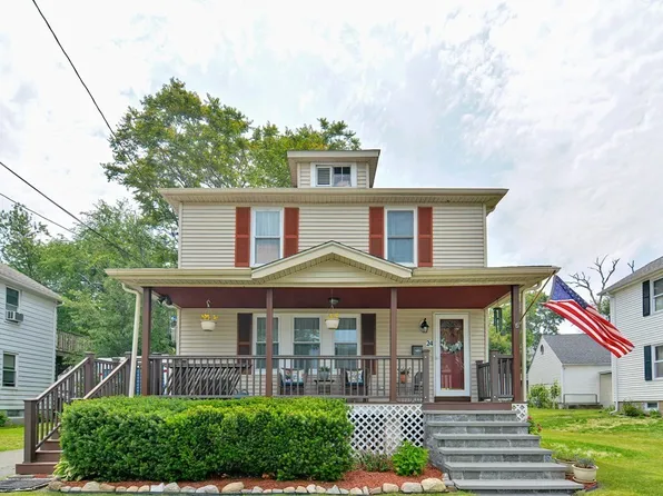24 Union St, Milford, MA 01757
