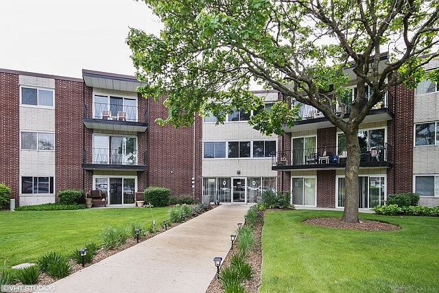 1st image of 2800 Maple Ave APT 21B