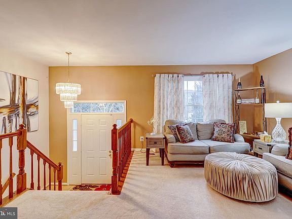 3rd image of 8626 Delcris Dr