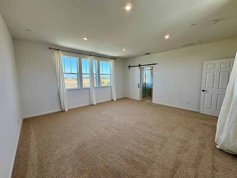7602 Afonso Way — Photo 29