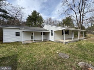 4075 New Lancaster Valley Rd, Milroy, PA 17063