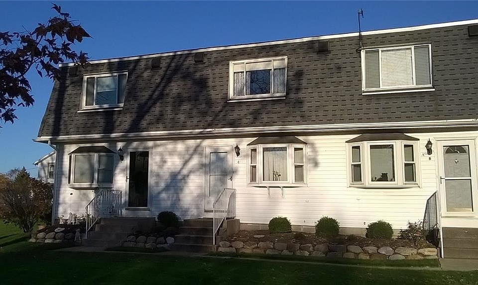 1st image of 4205 Pine Ave APT C
