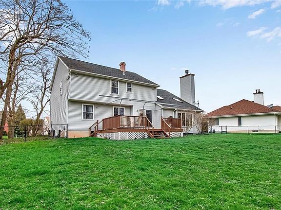 2nd image of 5584 Kippen Dr