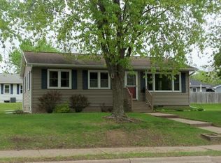 428 5th Ave N, Onalaska, WI 54650