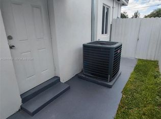 7555 SW 28th Street Rd, Miami, FL 33155