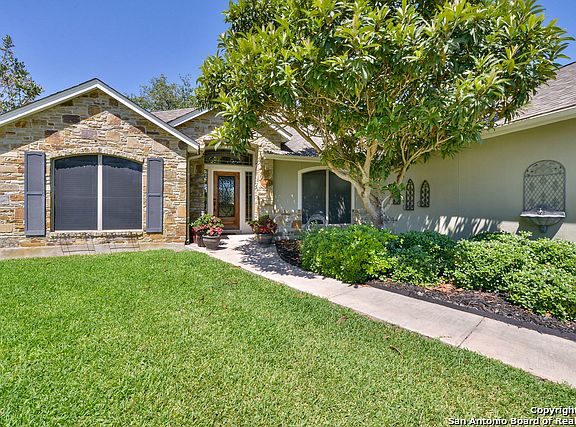 2nd image of 1202 CONCORD DR