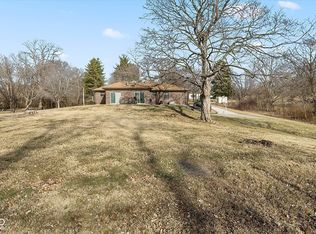 7291 E Spring Lake Rd, Mooresville, IN 46158