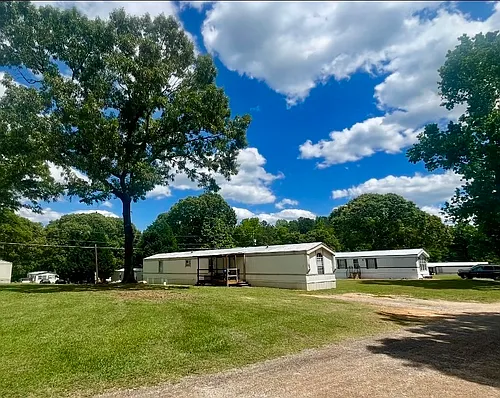 1518 Lee County Rd #270 Photo 1