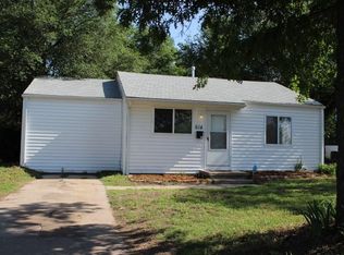 614 W 46th St S, Wichita, KS 67217