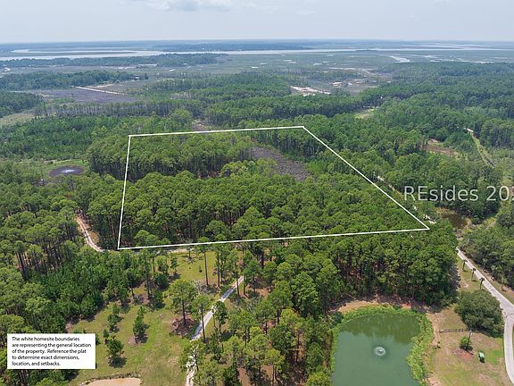 3rd image of Carissa Ln