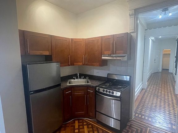 5th image of 64 E 34th St #4CC