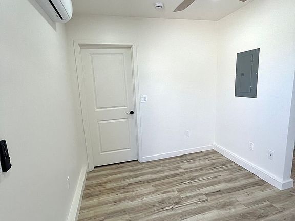 4th image of 4377 Idaho St #10