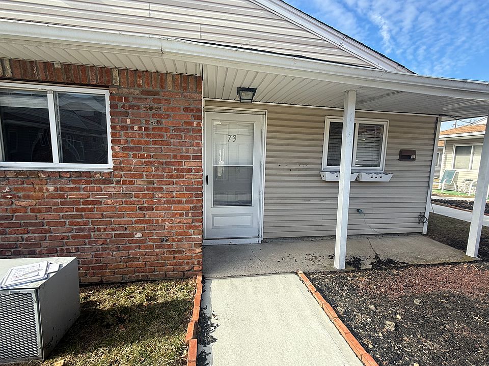1st image of 73 Parkcenter Dr