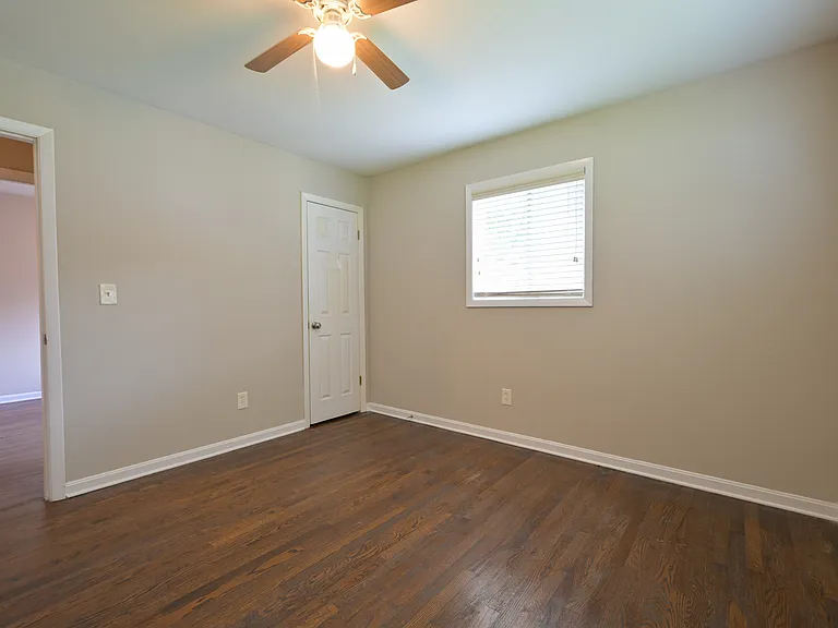 2075 Claude St NW — Photo 11