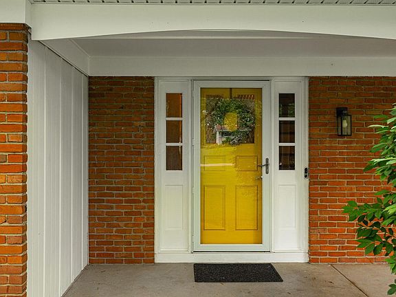 5th image of 13789 Cobblestone Ln